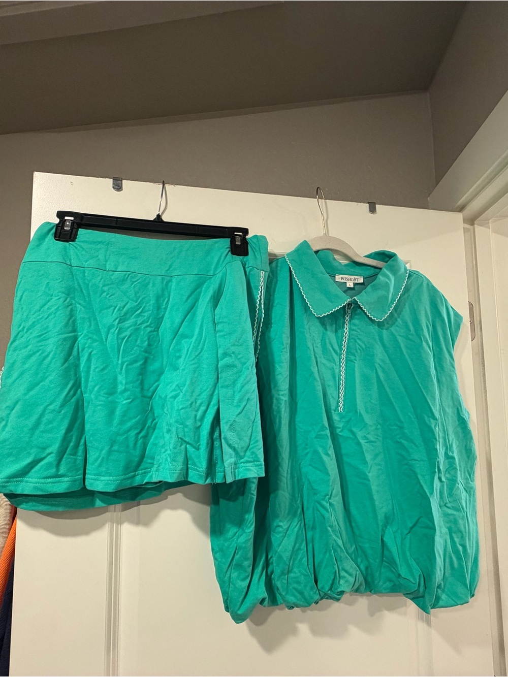 Womens green golf set outfit polo tank top and green skirt size large